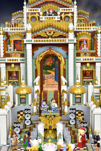 Palace In Wonderland