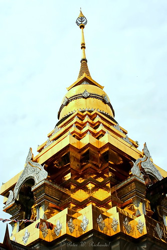 วัดดอยสะเก็ด “watdoisaket” ประเทศไทย thailand เมืองไทย temple wat วัด ดอยสะก็ด “doisaket” เชียงใหม่ chiangmai พุทธกาลนิชน buddhist •“powershot260hs” “canoneos350d” “efs1855mm” earthasia