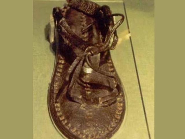 4732 The Prophet Muhammad’s slippers were stolen in Pakistan – Court orders probe 02