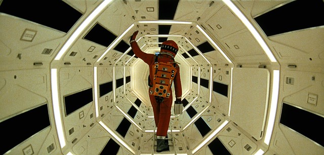 2001 A Space Odyssey still 15 © Warner Bros