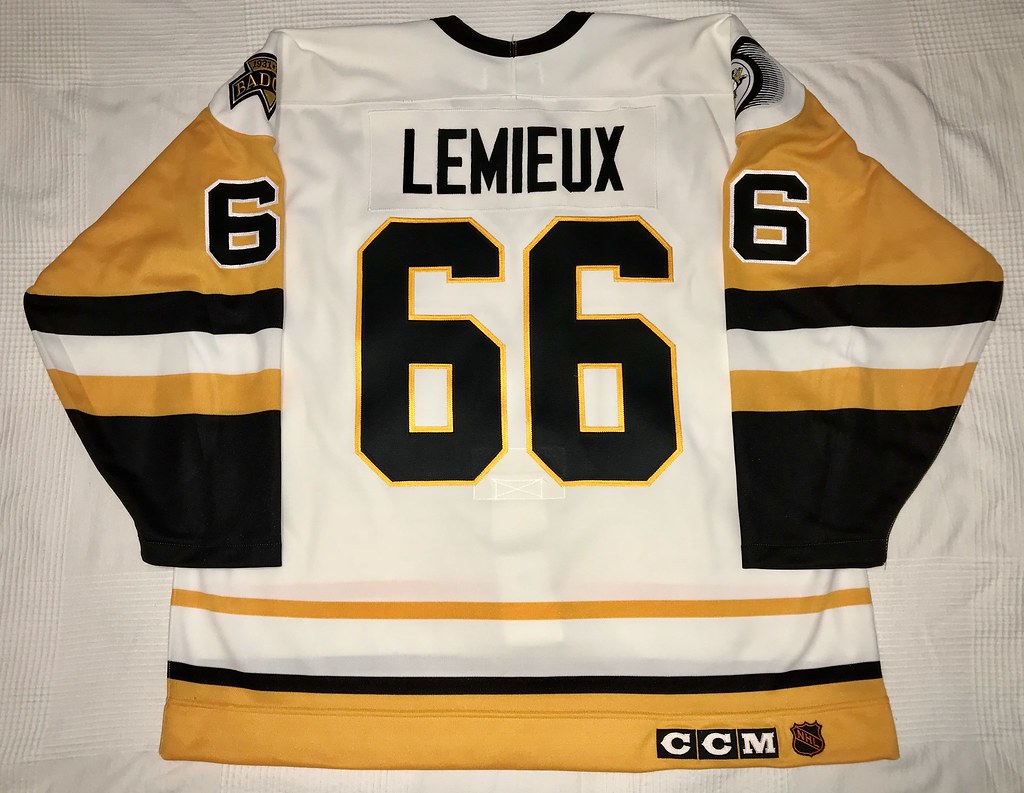1991-92 Mario Lemeiux Pittsburgh Penguins Home Jersey Back