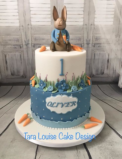 Cake by Tara Louise Cake Design