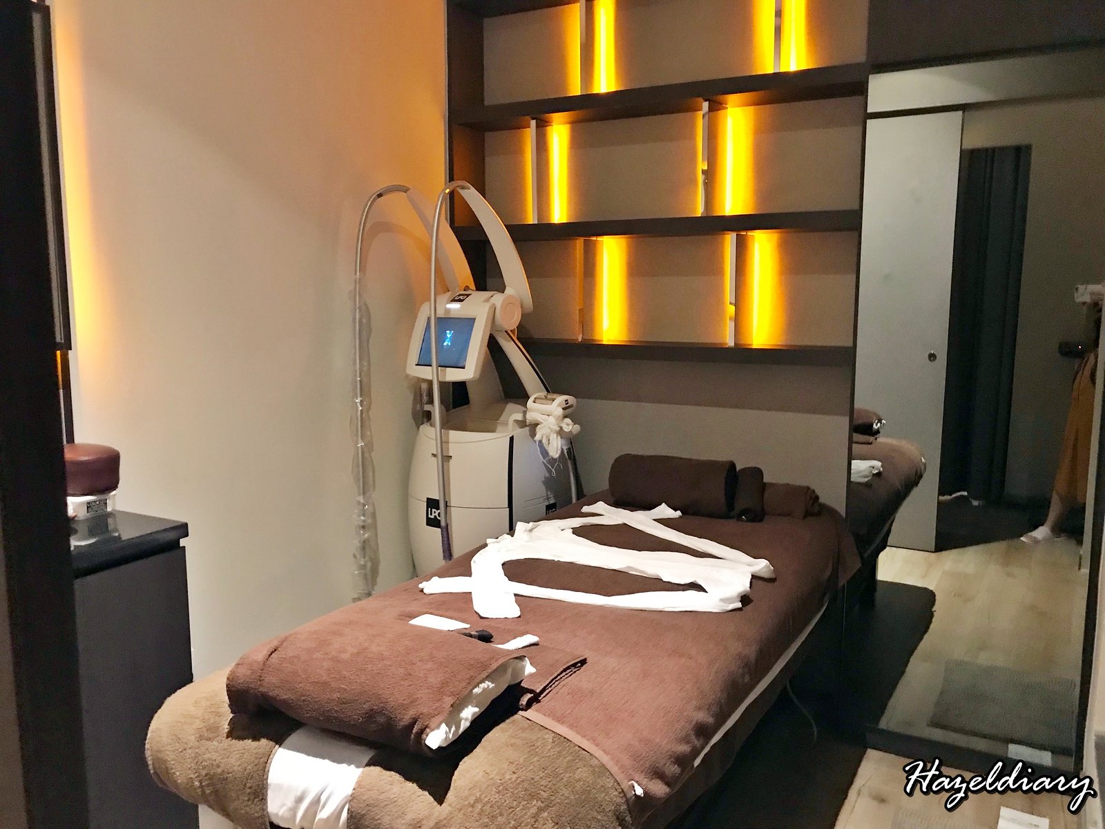 D'skin and Shou slimming Century Square-Treatment Room