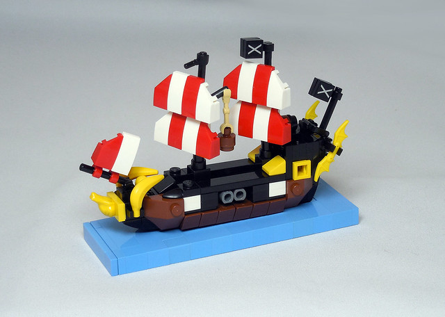 Review!The Pirate Port of Nassau!LEGO Amazing Alternate Build 