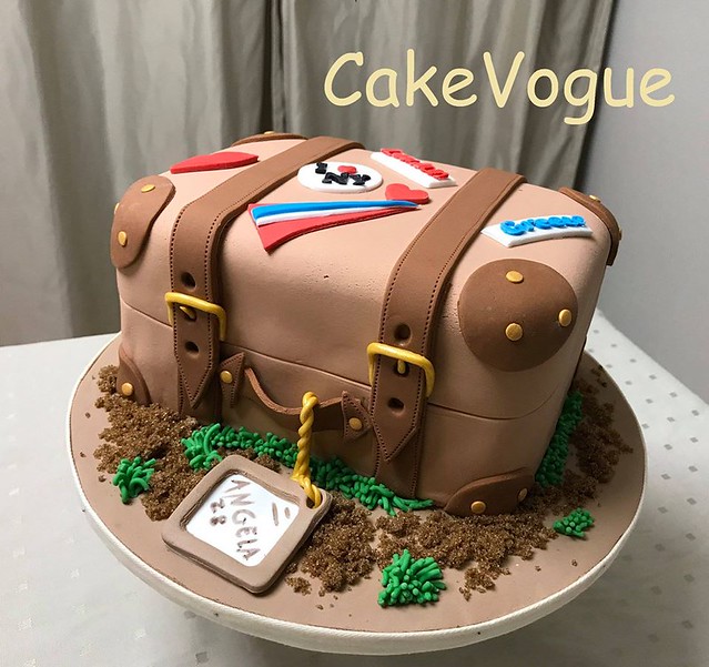 Cake by CakeVogue