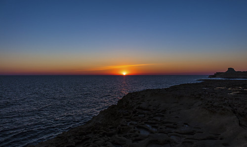 canon5dsr sunrise dawn sun morning mediterranean sea sky blue coast coastline landscape gozo malta