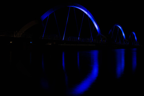 Sölvesborgsbron turns blue