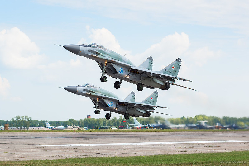 Mikoyan-Gurevich_MiG-29SMT_RF-92311_31blue_Russia-Airforce_047_D801287