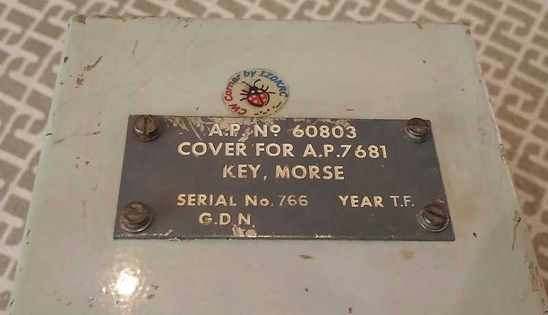 UK Total Navy key tuo è AP 7681