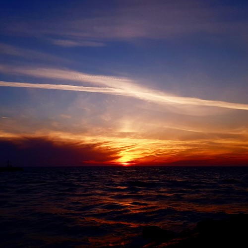 Fiumicino: relax in spiaggia, al tramonto