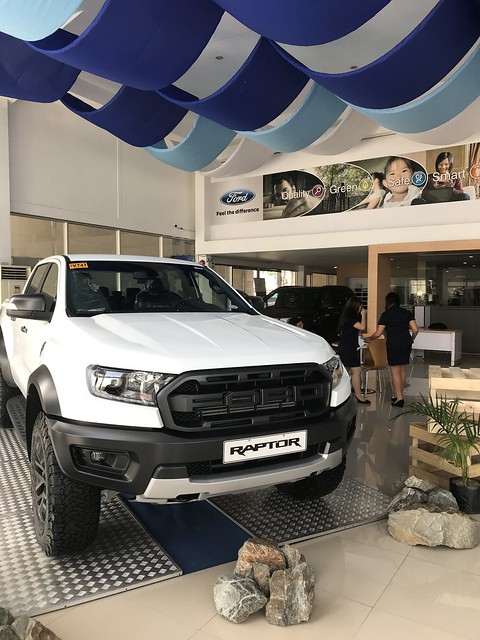 Ford Raptor,  Ford Cainta