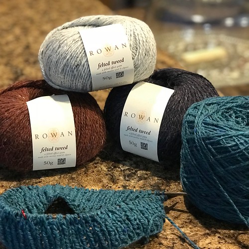 My chosen yarn and colours for my Ninilchik Swoncho by Caitlin Hunter!