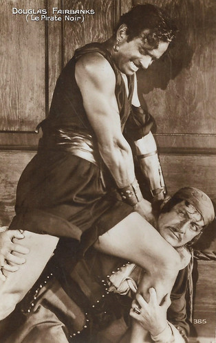Douglas Fairbanks in The Black Pirate (1926)