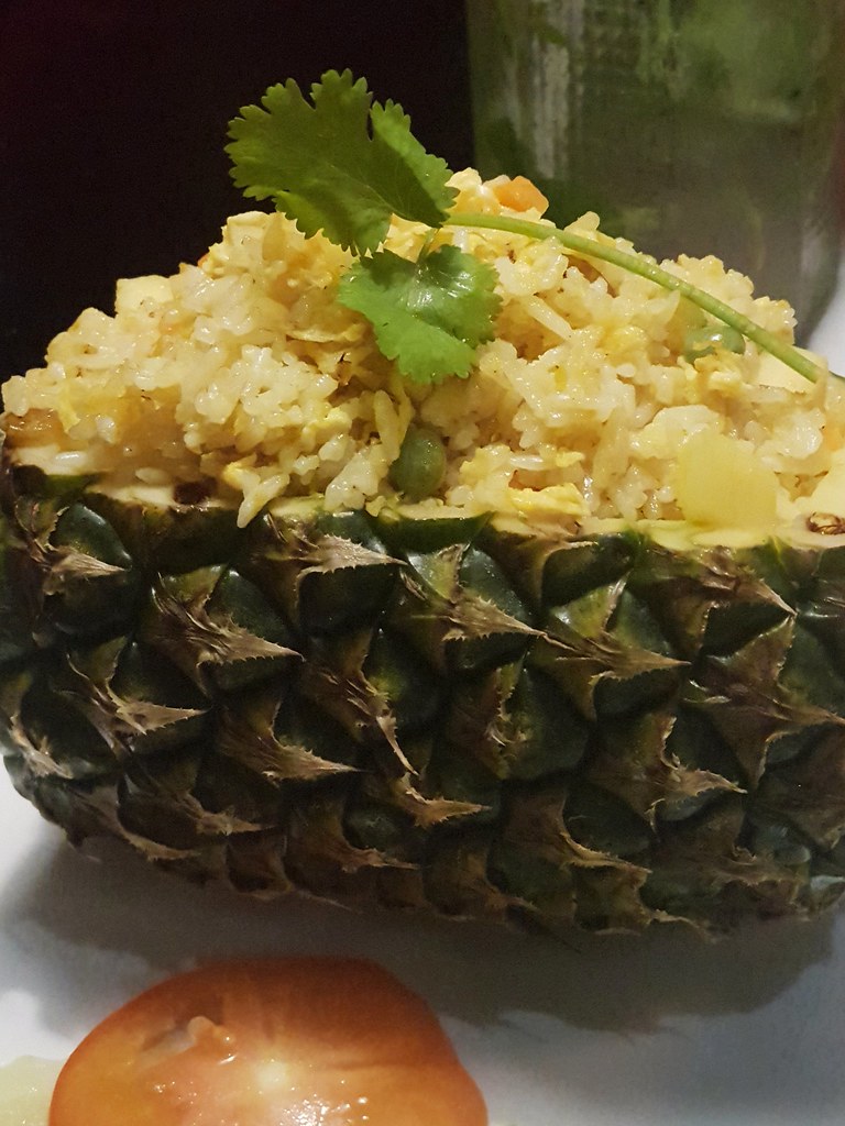 泰国虾黄梨炒饭 Khao Pad Sapparot (Thai Prawn Pineapple Fried Rice) rm$14.90 @ Thai Moment USJ10 Taipan