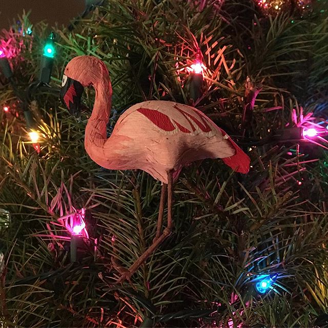 It’s just not Christmas without the pink flamingo ornaments! Thanks @kimsbaker 💕💕💕