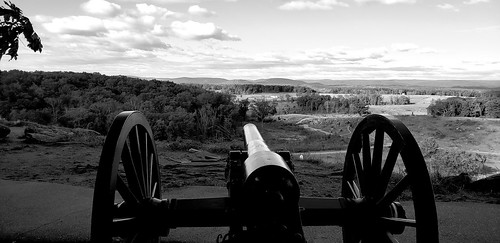 blackandwhite cannon gettysburg civilwar usa union battlefield