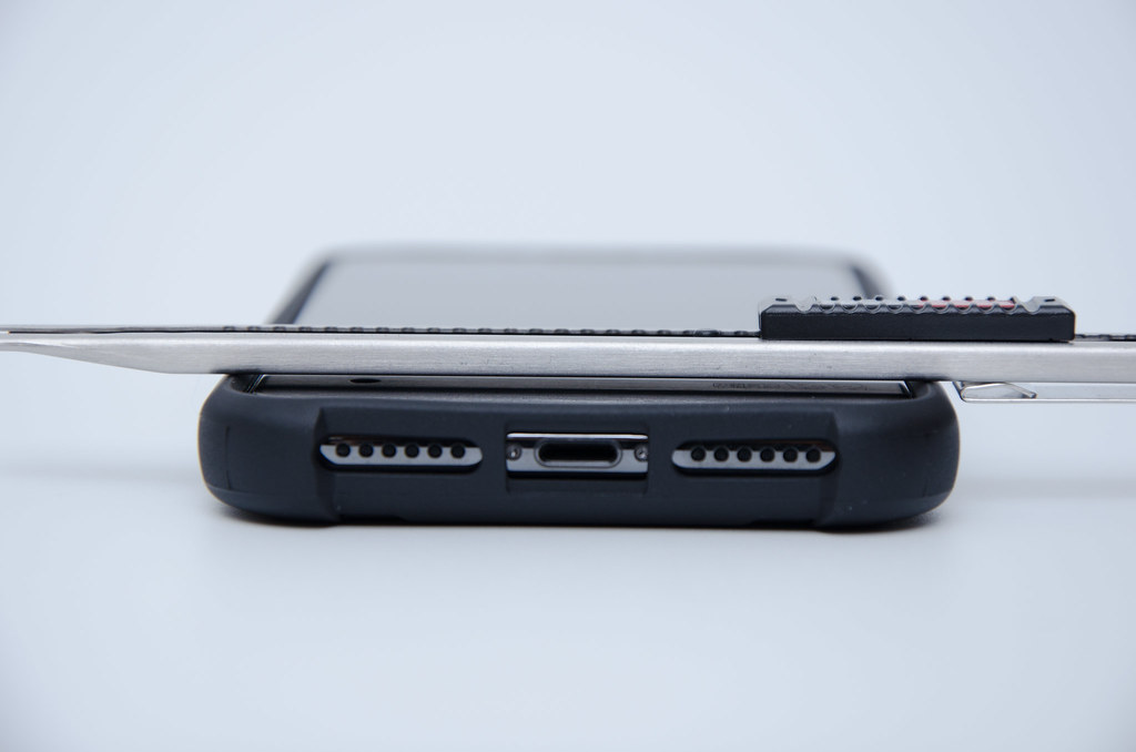 180105-UAG iPhone X 頂級版耐衝擊保護殼-碳黑-D5100-026