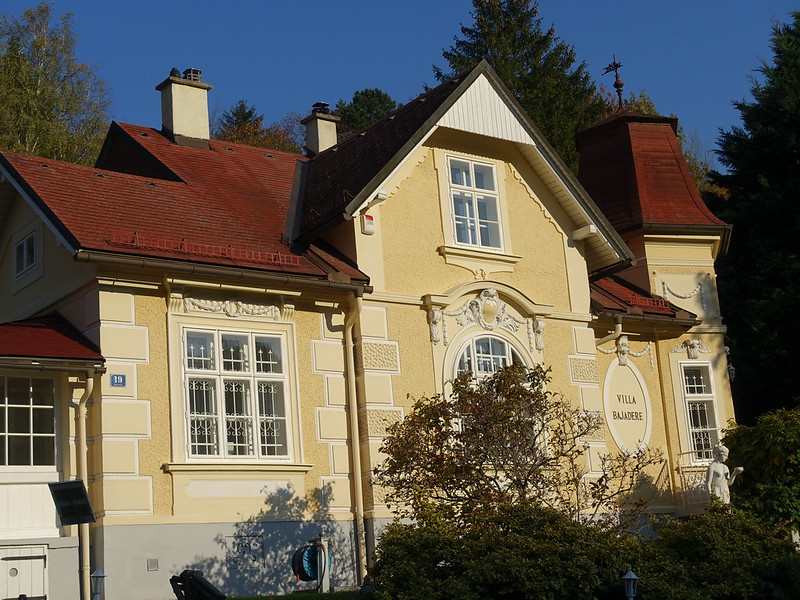 Neuhaus - Villen