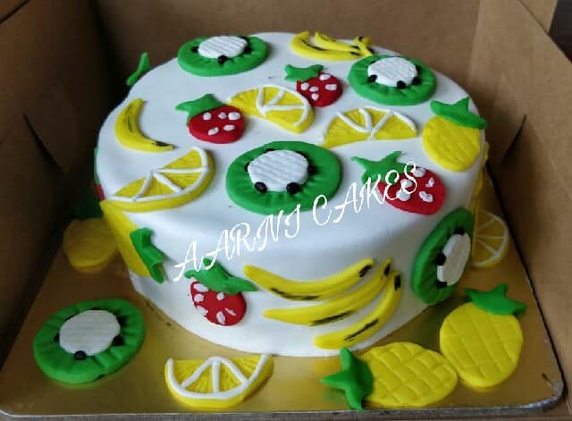 Cake by Aarni Cakes