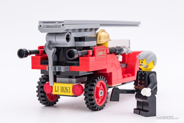 LEGO Creator Expert 10263 Winter Village Fire Station
