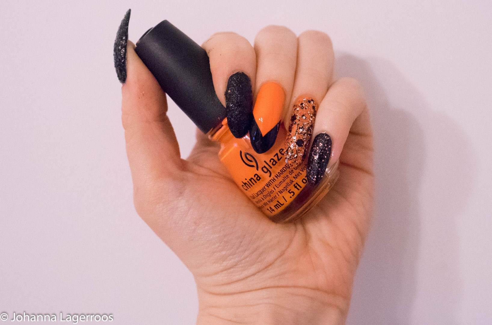 orange glitter nails