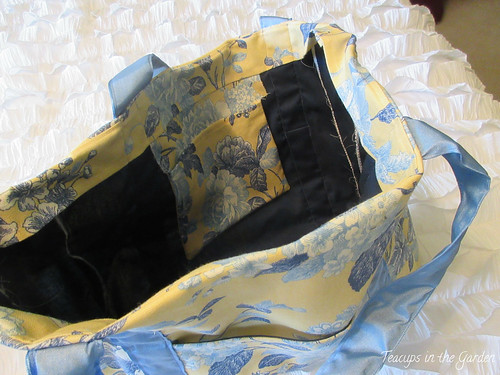 6-Totebag in Yellow and Blue