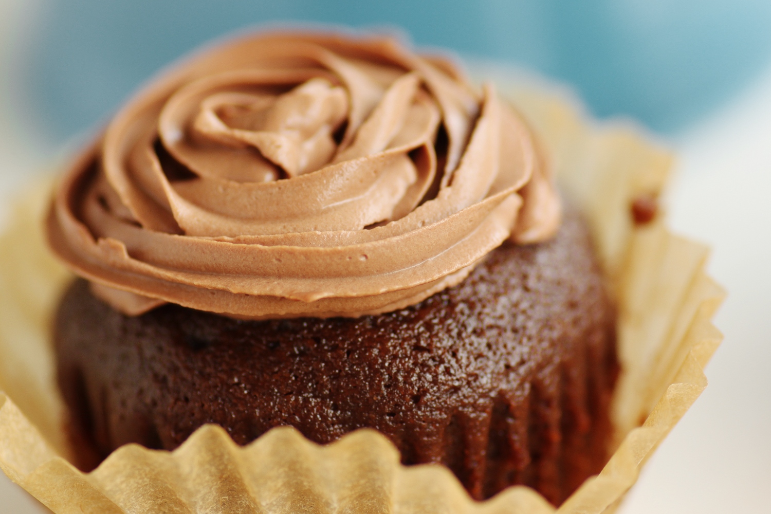 kahlua cupcakes with chocolate mousse frosting